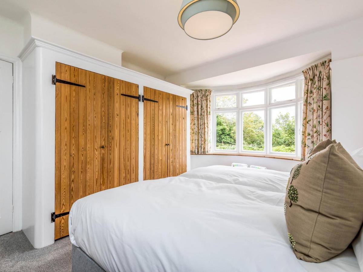 Holiday home Pass The Keys Pretty Three Bedroomed Near The Chichester